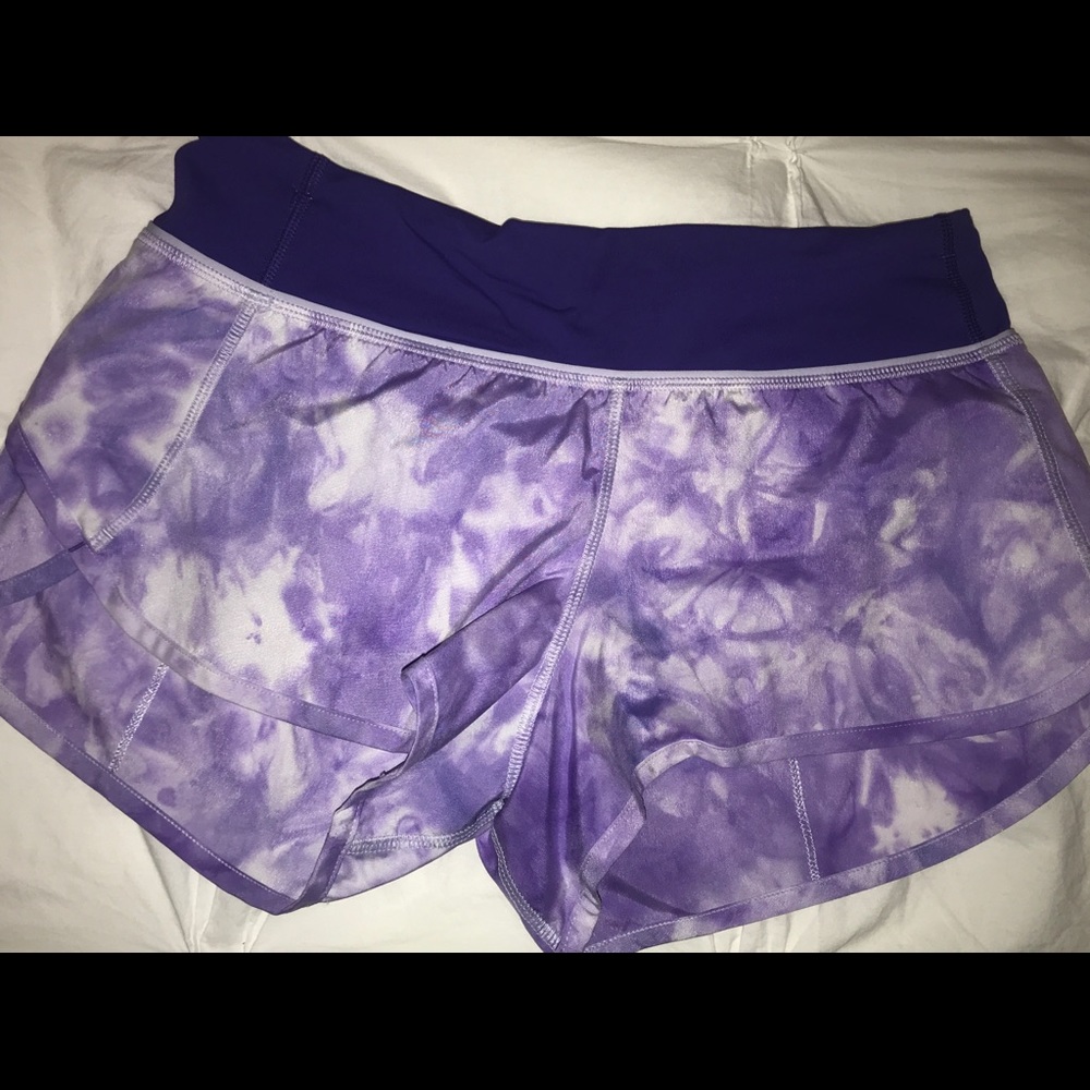 Lululemon speed up athletic shorts